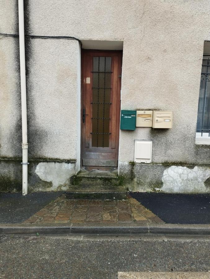 Apartamento Studio équipé proche aéroport Paris CDG Vemars Exterior foto